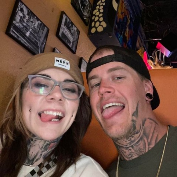 Meet your Posher, Kenneth - Picture 1 of 1